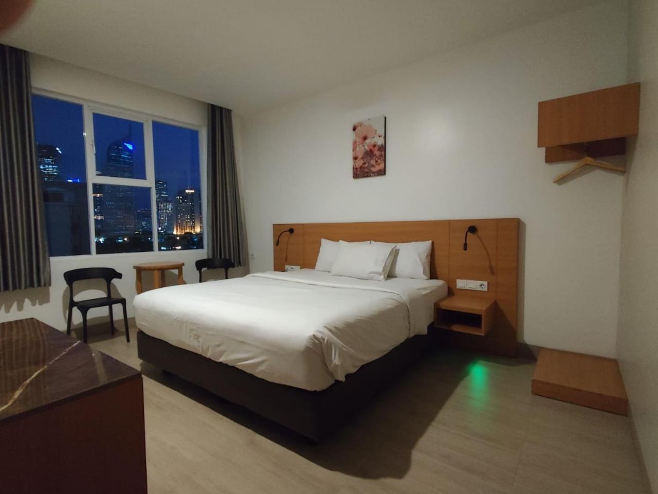 Grand Thamrin Hotel Jakarta Exterior foto
